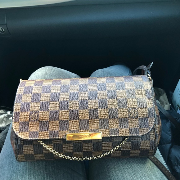 Louis Vuitton Handbags - ❗️SOLD❗️Authentic LVuitton Favorite MM